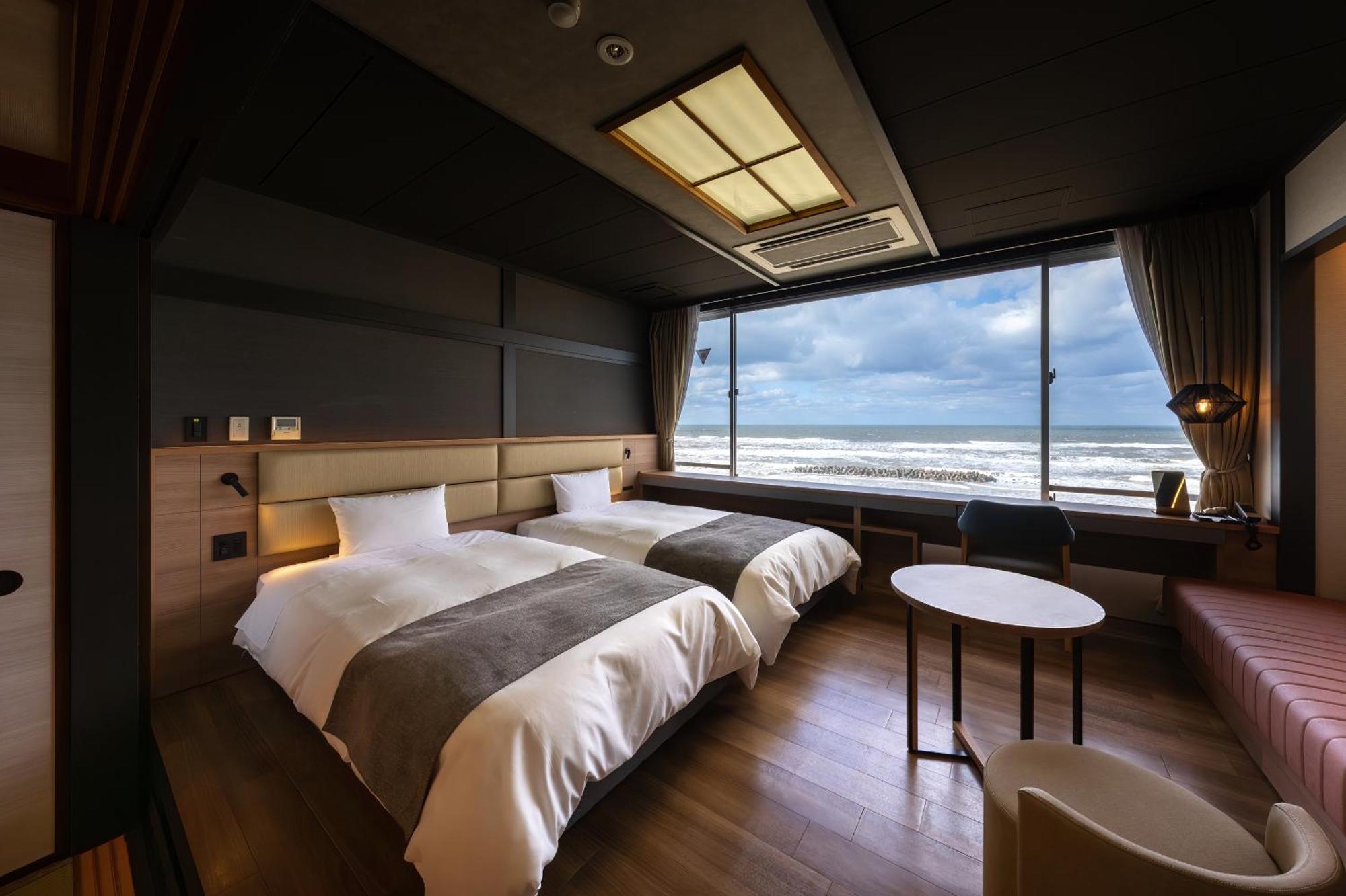 Ikkyu -Seaside Hotel- Tsuruoka Extérieur photo