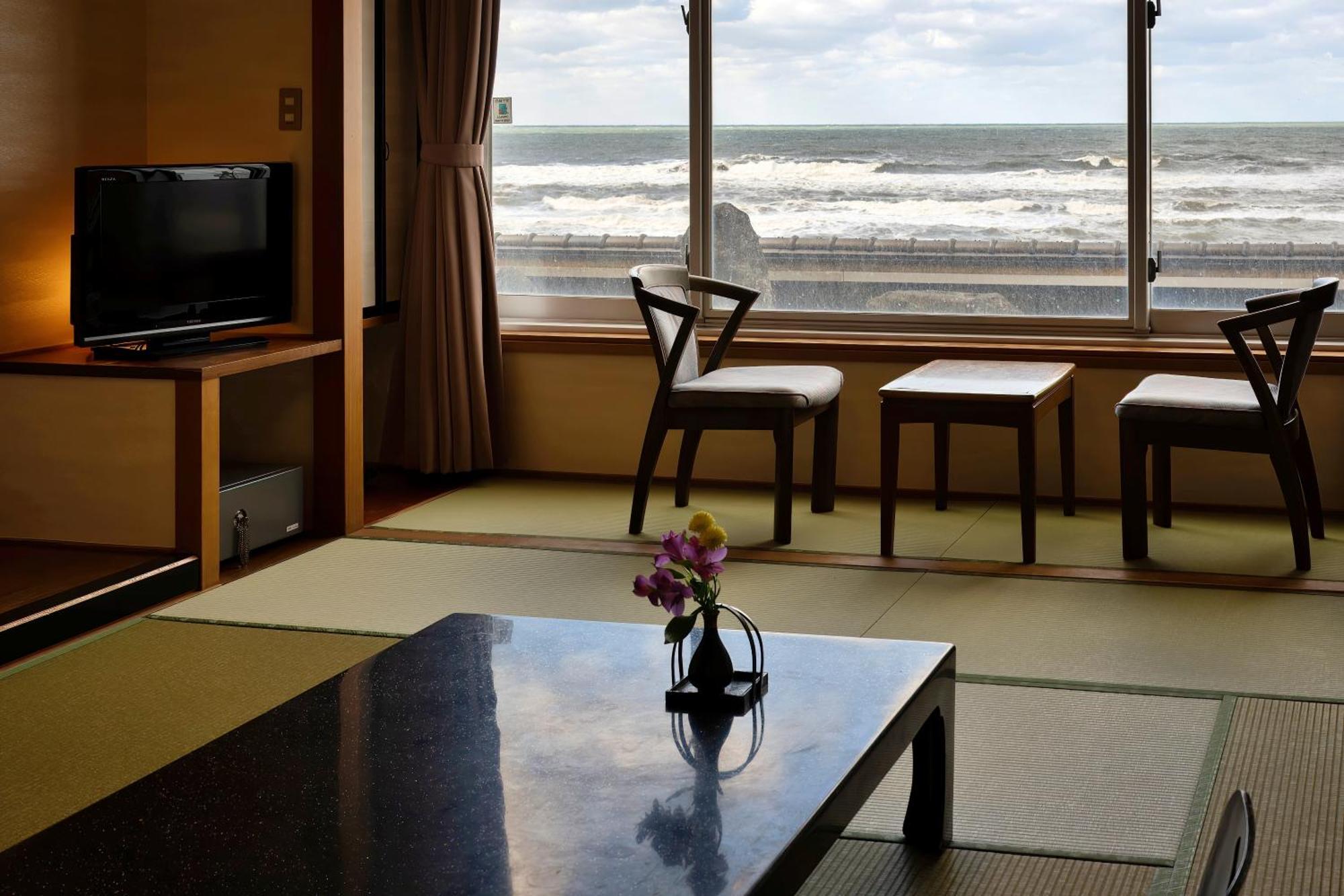 Ikkyu -Seaside Hotel- Tsuruoka Extérieur photo